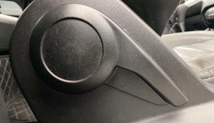 2023 Tata PUNCH PURE MT, Petrol, Manual, 9,604 km, Driver Side Adjustment Panel