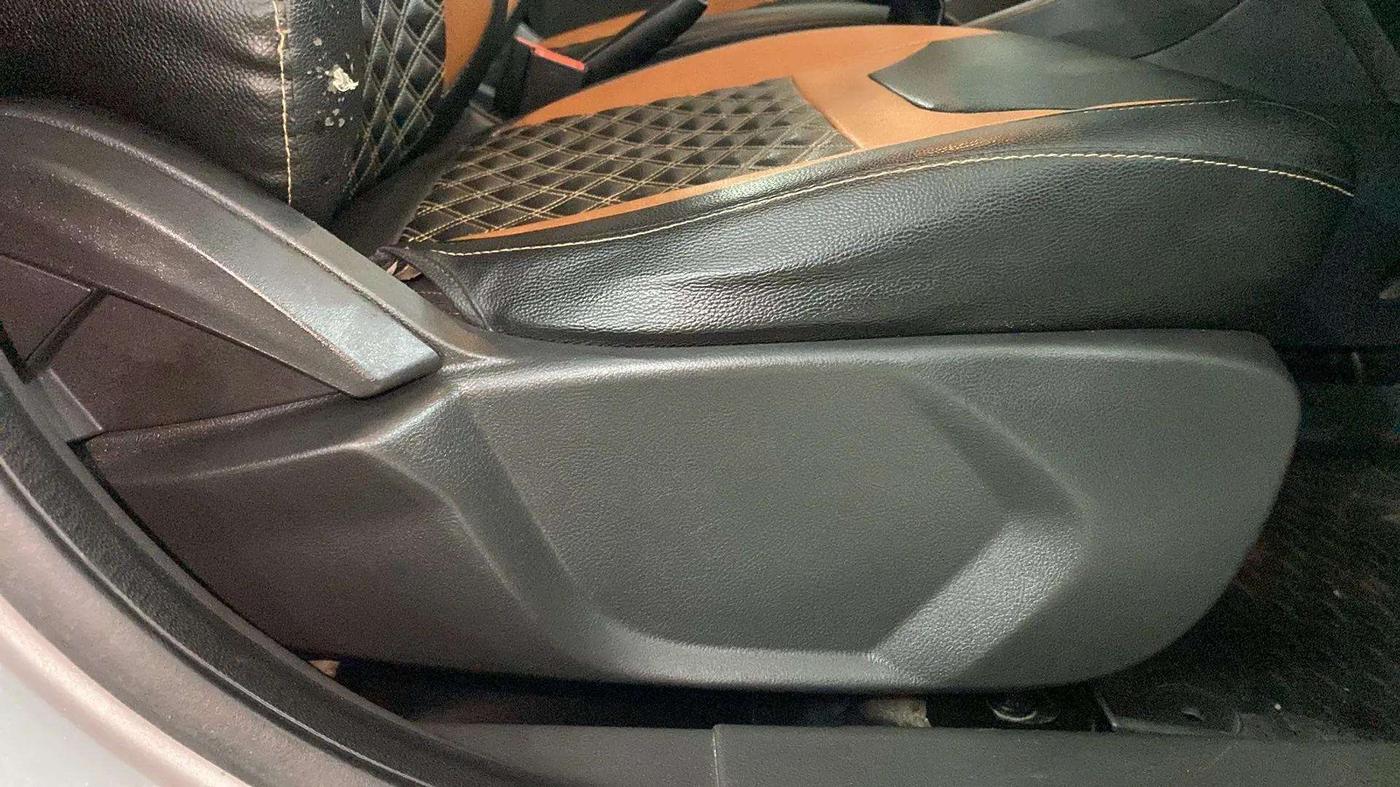 2019 Ford FREESTYLE TREND PLUS 1.2 PETROL, Petrol, Manual, 57,006 km, Driver Side Adjustment Panel