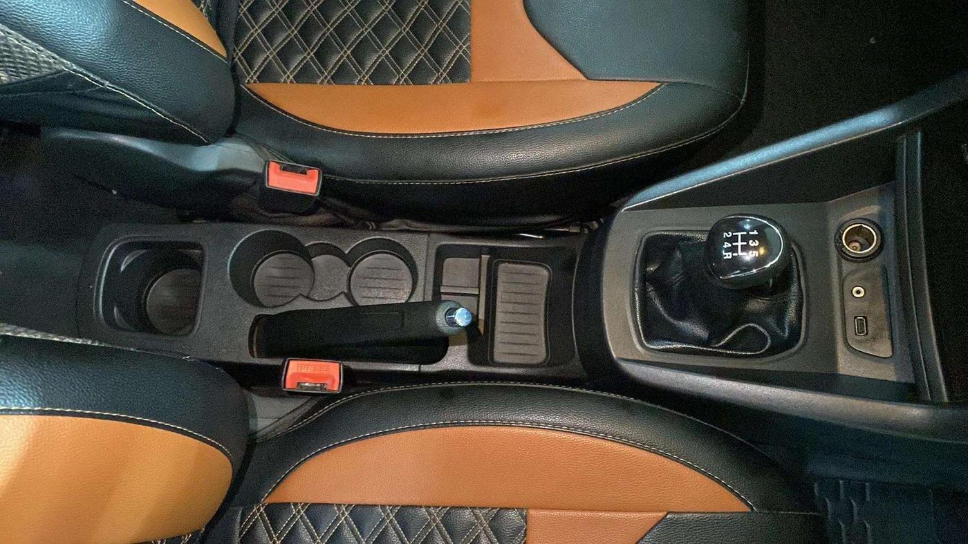 2019 Ford FREESTYLE TREND PLUS 1.2 PETROL, Petrol, Manual, 57,006 km, Gear Lever