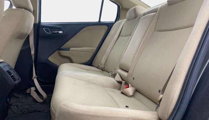 2017 Honda City 1.5L I-VTEC V MT, Petrol, Manual, 47,678 km, Right Side Rear Door Cabin