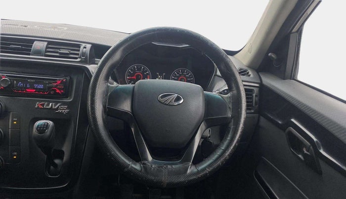 2018 Mahindra KUV 100 NXT K2 P 6 STR, Petrol, Manual, 75,009 km, Steering Wheel Close Up