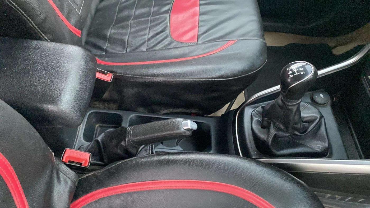 2019 Ford Ecosport TITANIUM 1.5L PETROL, Petrol, Manual, 23,560 km, Gear Lever