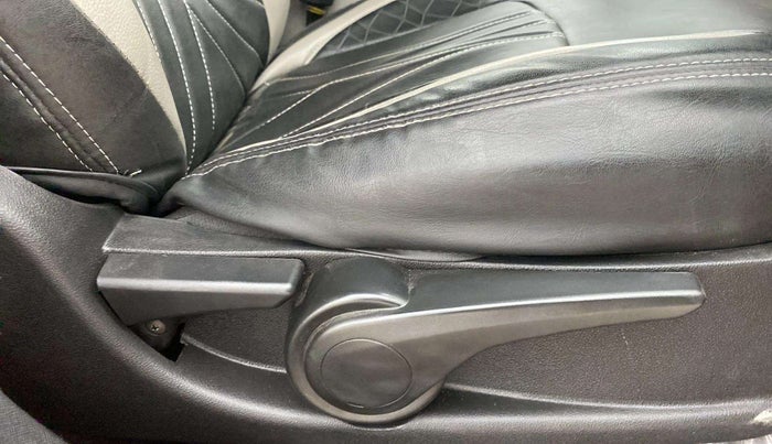 2019 Tata NEXON XZA PLUS PETROL, Petrol, Automatic, 76,128 km, Driver Side Adjustment Panel
