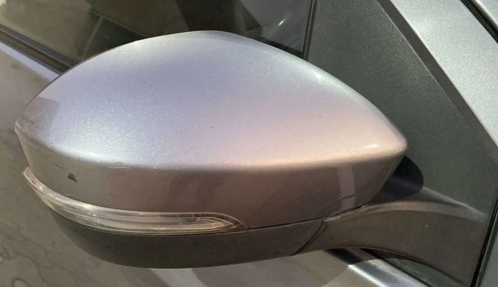 2019 Tata Tiago XZ PLUS PETROL, Petrol, Manual, 97,884 km, Right rear-view mirror - Indicator light has minor damage