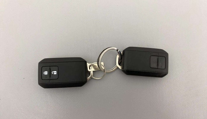 2019 Maruti Baleno ZETA PETROL 1.2, Petrol, Manual, 28,676 km, Key Close Up