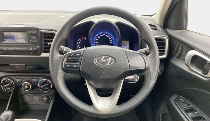 2020 Hyundai VENUE S 1.2, Petrol, Manual, 46,462 km, Steering Wheel Close Up