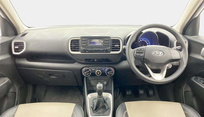 2020 Hyundai VENUE S 1.2, Petrol, Manual, 46,462 km, Dashboard