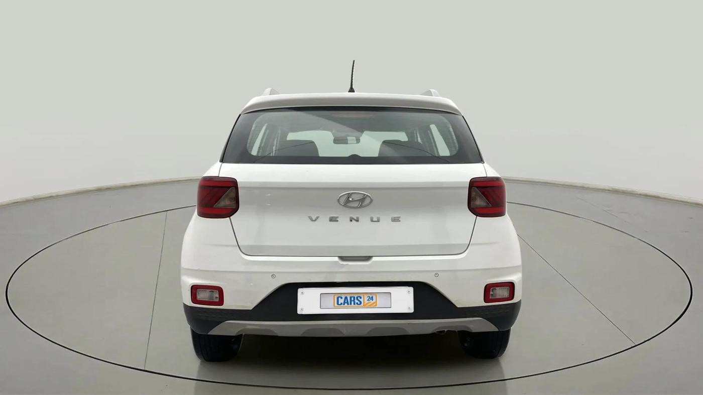 2020 Hyundai VENUE S 1.2, Petrol, Manual, 46,462 km, Back/Rear