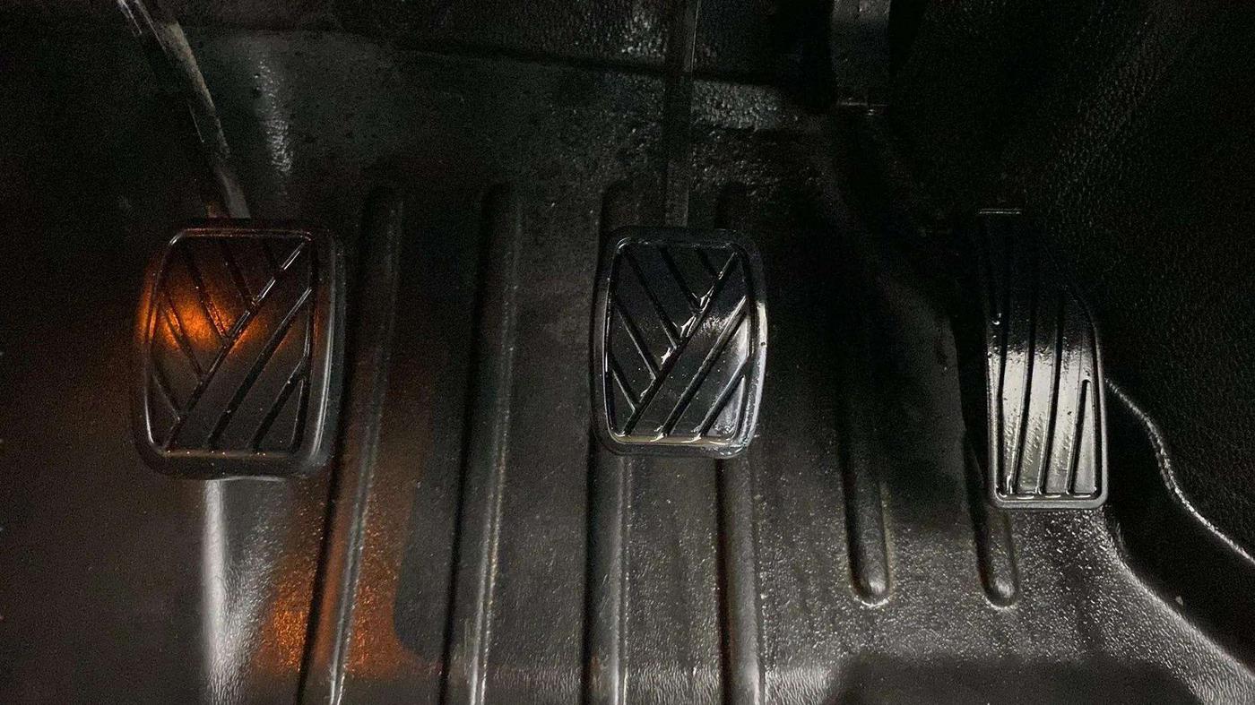 2020 Maruti Baleno ZETA PETROL 1.2, CNG, Manual, 64,152 km, Pedals
