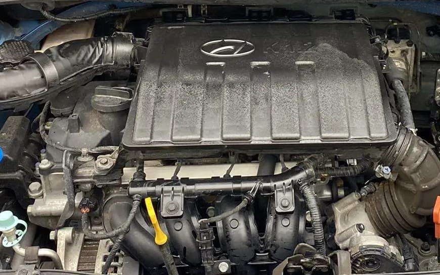 2019 Hyundai Grand i10 SPORTZ AT 1.2 KAPPA VTVT, CNG, Automatic, 24,318 km, Open Bonet