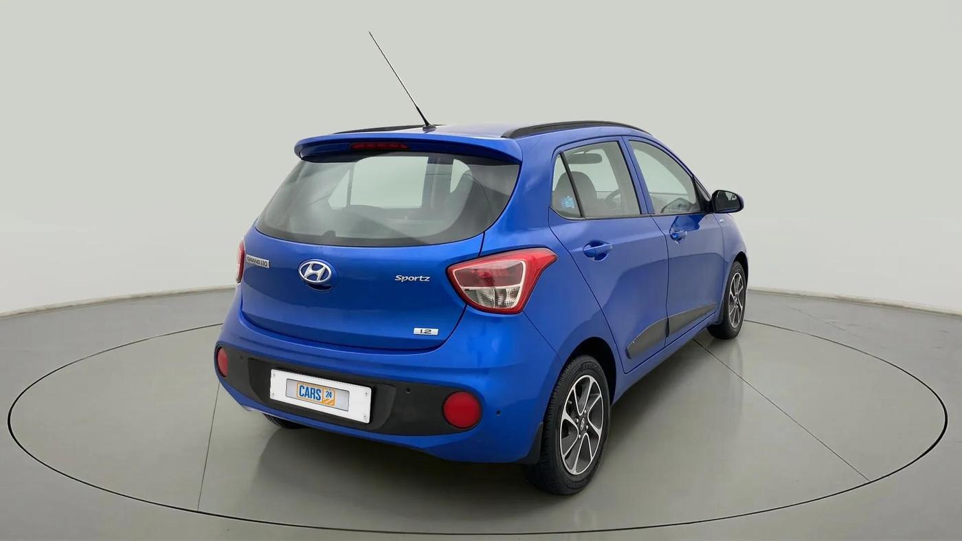 2019 Hyundai Grand i10 SPORTZ AT 1.2 KAPPA VTVT, CNG, Automatic, 24,318 km, Right Back Diagonal