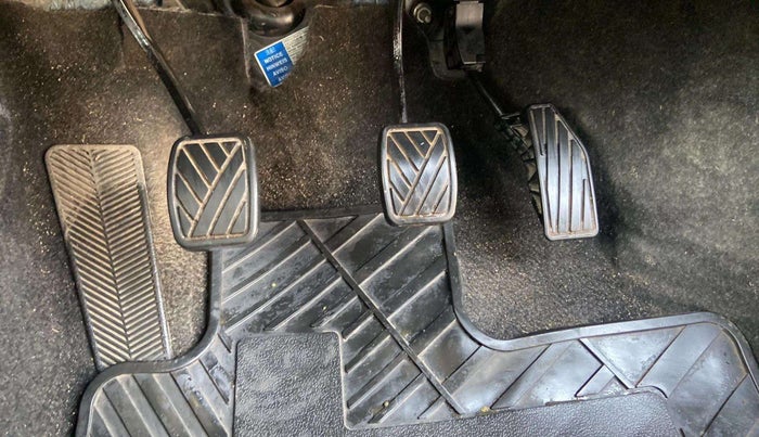 2019 Maruti Baleno DELTA PETROL 1.2, Petrol, Manual, 27,859 km, Pedals