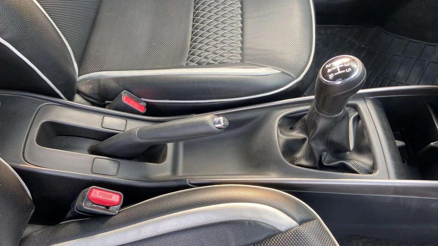 2019 Maruti Baleno DELTA PETROL 1.2, Petrol, Manual, 27,859 km, Gear Lever