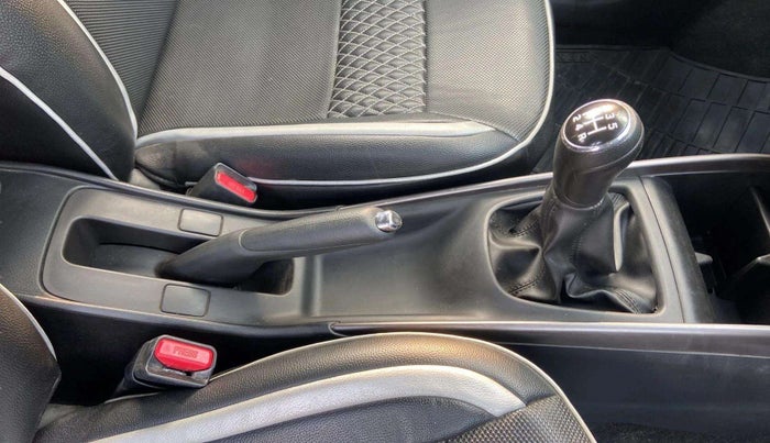 2019 Maruti Baleno DELTA PETROL 1.2, Petrol, Manual, 27,859 km, Gear Lever
