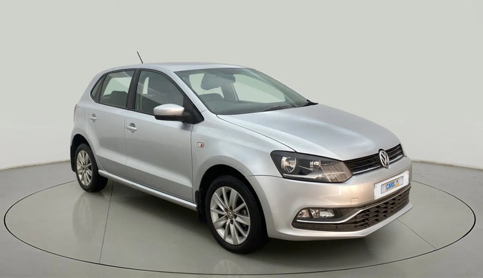 2015 Volkswagen Polo HIGHLINE1.2L, Petrol, Manual, 32,325 km, Right Front Diagonal