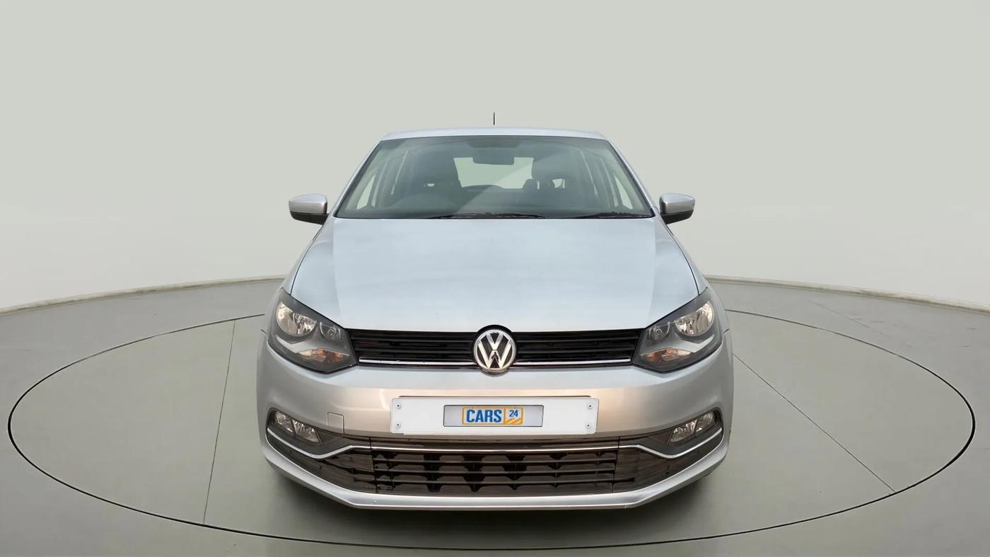 2015 Volkswagen Polo HIGHLINE1.2L, Petrol, Manual, 32,325 km, Front