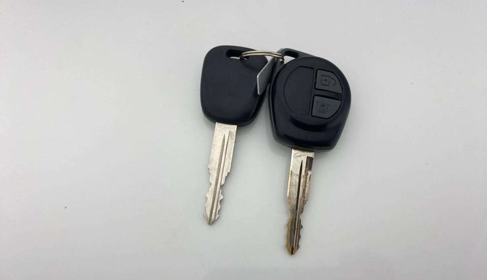 2018 Maruti Alto 800 VXI, Petrol, Manual, 77,963 km, Key Close Up