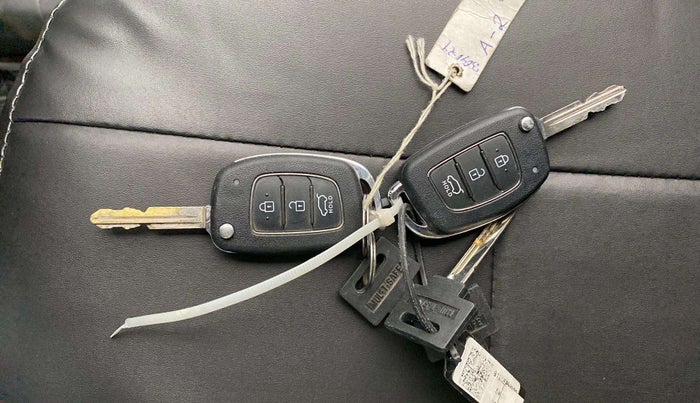 2021 Hyundai Creta E 1.5 PETROL, Petrol, Manual, 23,012 km, Key Close Up