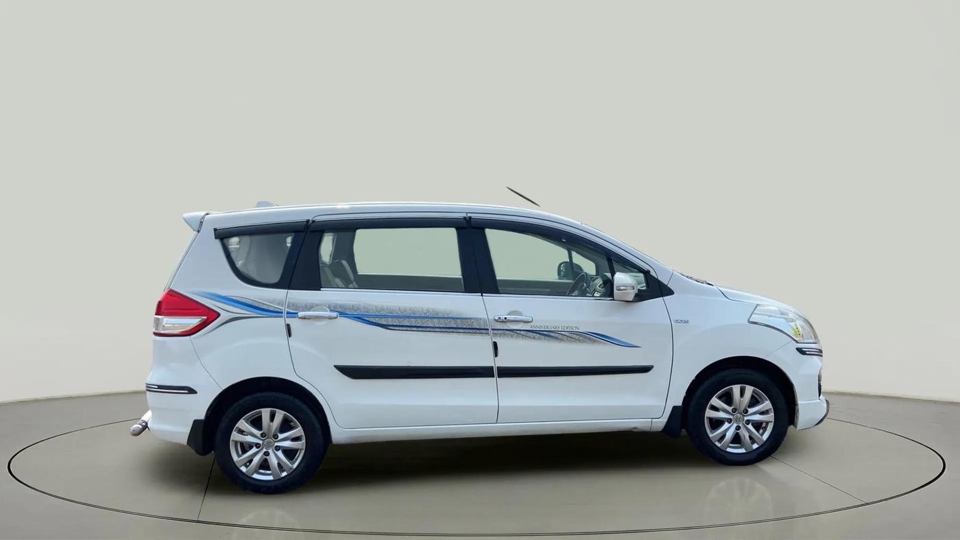 2017 Maruti Ertiga ZDI + SHVS, Diesel, Manual, 54,893 km, Right Side View