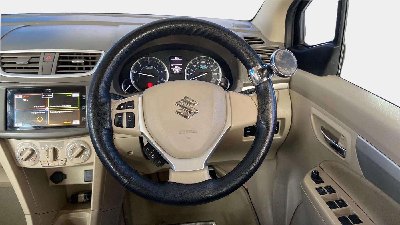 2017 Maruti Ertiga ZDI + SHVS, Diesel, Manual, 54,893 km, Steering Wheel Close Up