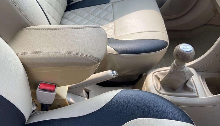 2017 Maruti Ertiga ZDI + SHVS, Diesel, Manual, 54,893 km, Gear Lever