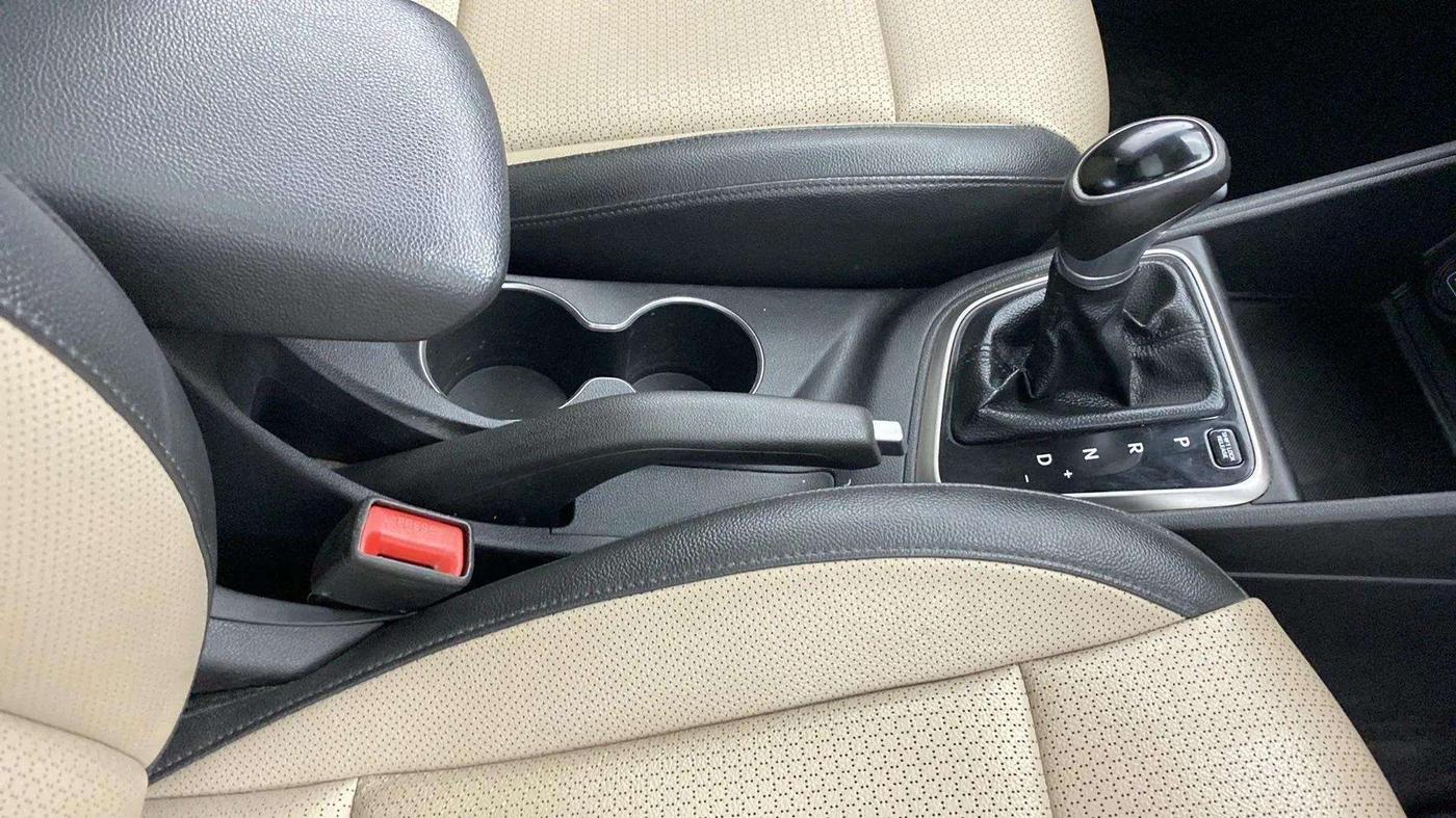 2018 Hyundai Verna 1.6 VTVT SX (O) AT, Petrol, Automatic, 97,468 km, Gear Lever