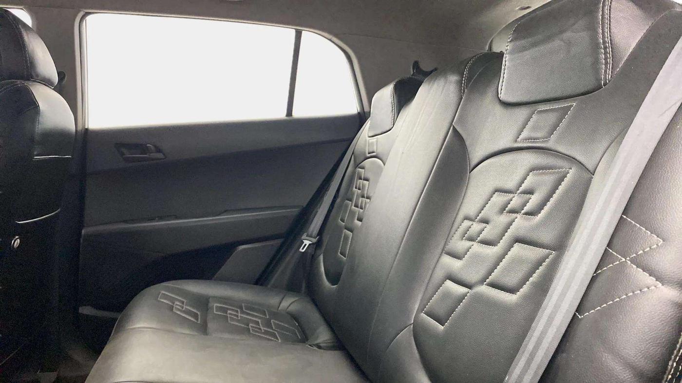 2017 Hyundai Creta E PLUS 1.6 PETROL, Petrol, Manual, 52,201 km, Right Side Rear Door Cabin