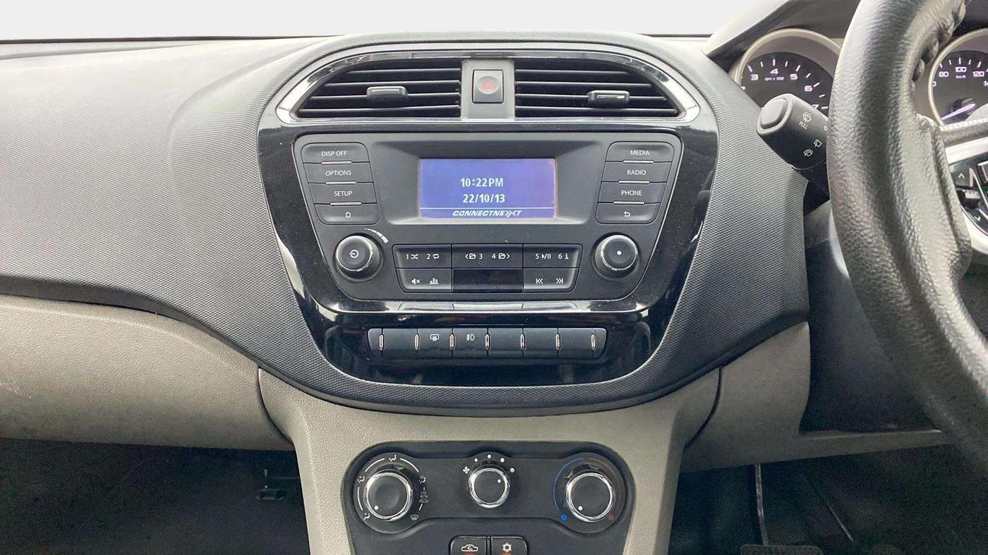 2017 Tata Tiago XZA PETROL, Petrol, Automatic, 75,593 km, Air Conditioner