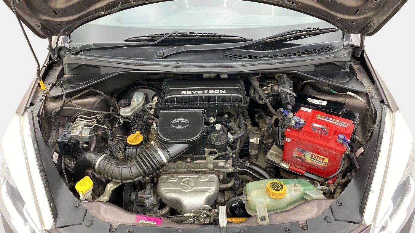 2017 Tata Tiago XZA PETROL, Petrol, Automatic, 75,593 km, Open Bonet