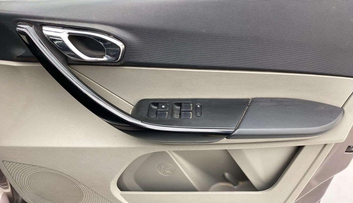 2017 Tata Tiago XZA PETROL, Petrol, Automatic, 75,593 km, Driver Side Door Panels Control
