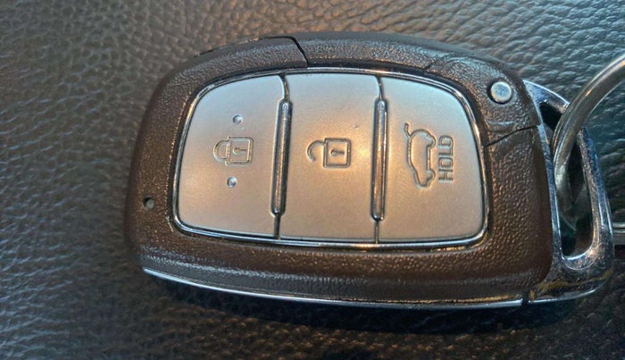 2019 Hyundai Creta SX AT 1.6 PETROL, Petrol, Automatic, 29,746 km, Key Close Up