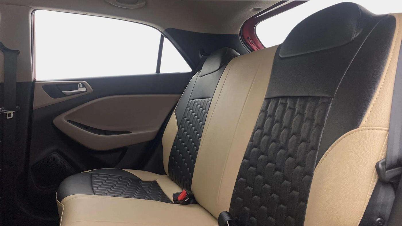 2019 Hyundai Elite i20 SPORTZ PLUS  1.2 CVT, Petrol, Automatic, 6,528 km, Right Side Rear Door Cabin