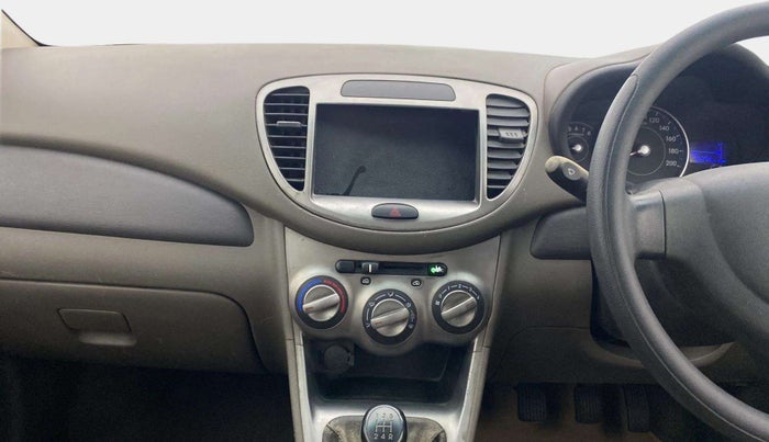 2013 Hyundai i10 MAGNA 1.1, CNG, Manual, 76,475 km, Air Conditioner