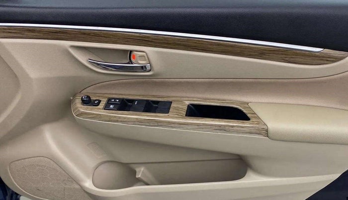 2022 Maruti Ciaz ZETA 1.5 SHVS MT PETROL, Petrol, Manual, 48,307 km, Driver Side Door Panels Control