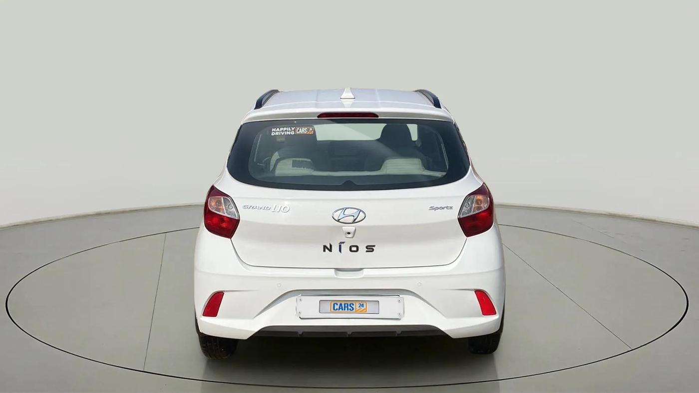 2021 Hyundai GRAND I10 NIOS SPORTZ 1.2 KAPPA VTVT, Petrol, Manual, 64,974 km, Back/Rear
