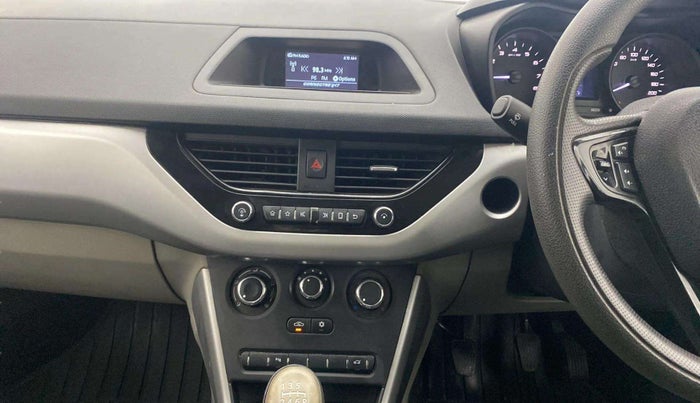 2018 Tata NEXON XM PETROL, Petrol, Manual, 58,162 km, Air Conditioner
