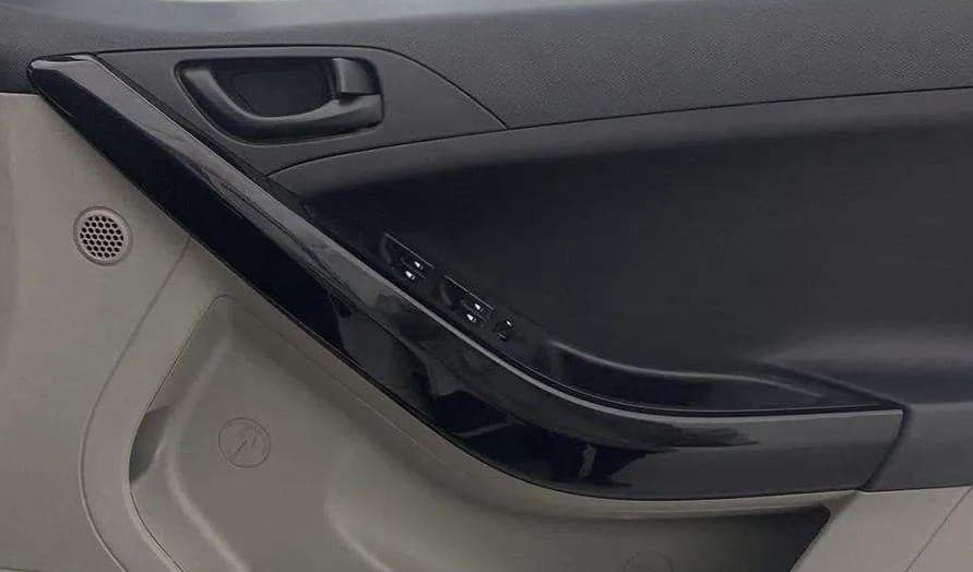 2018 Tata NEXON XM PETROL, Petrol, Manual, 58,162 km, Driver Side Door Panels Control