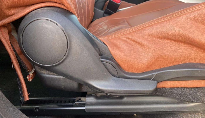 2018 Maruti Baleno ZETA PETROL 1.2, Petrol, Manual, 51,947 km, Driver Side Adjustment Panel