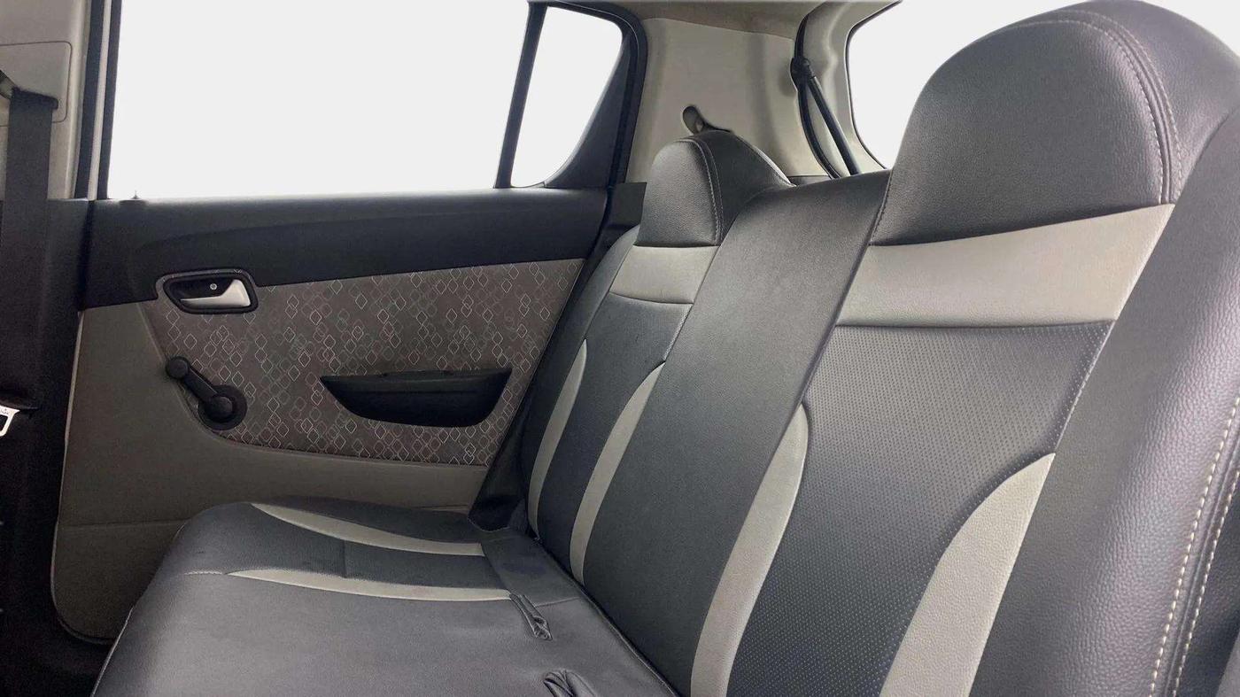 2018 Maruti Alto 800 VXI, Petrol, Manual, 77,935 km, Right Side Rear Door Cabin