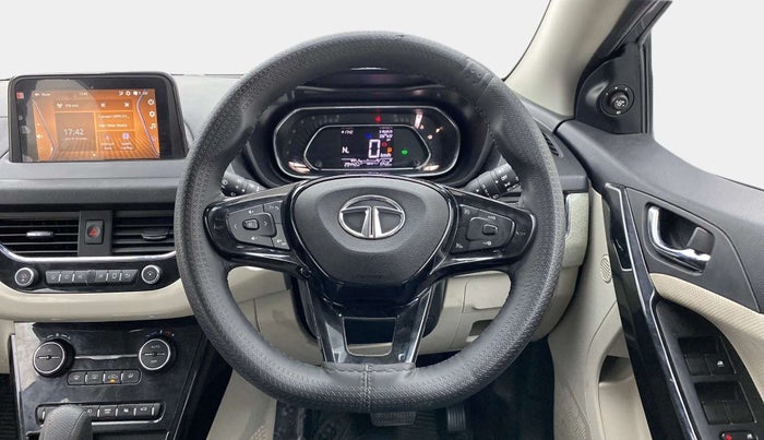 2020 Tata NEXON XZA PLUS (O) PETROL DUAL TONE, Petrol, Automatic, 29,419 km, Steering Wheel Close Up