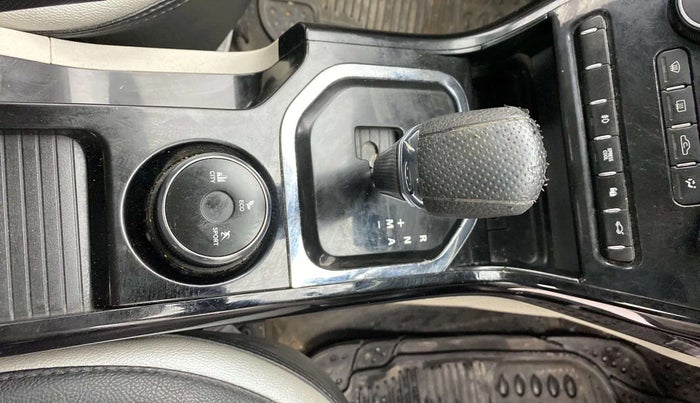 2020 Tata NEXON XZA PLUS (O) PETROL DUAL TONE, Petrol, Automatic, 29,419 km, Gear Lever