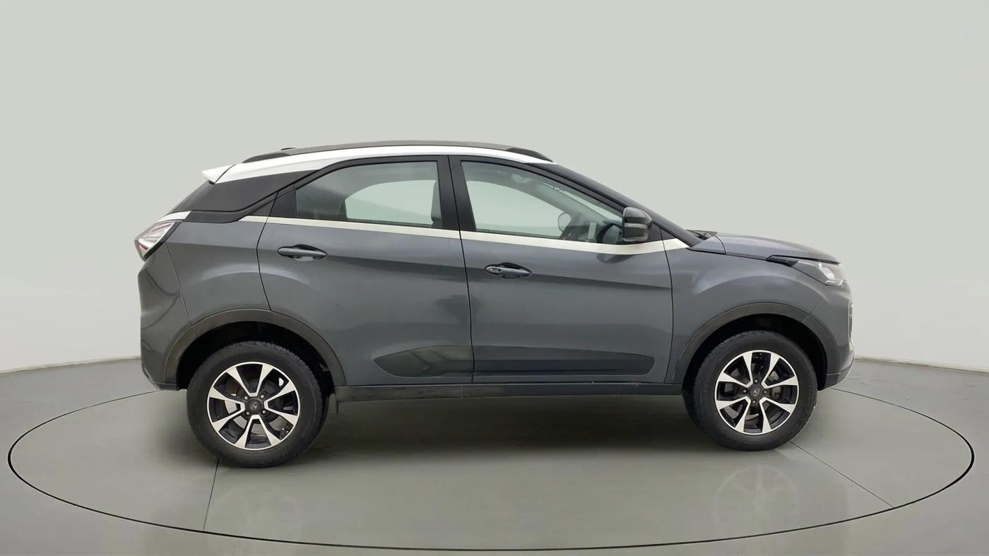 2020 Tata NEXON XZA PLUS (O) PETROL DUAL TONE, Petrol, Automatic, 29,419 km, Right Side View