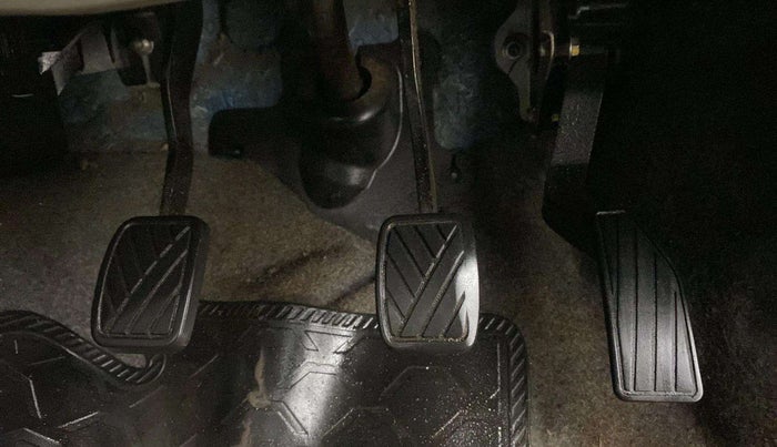 2015 Maruti Celerio VXI, Petrol, Manual, 40,323 km, Pedals