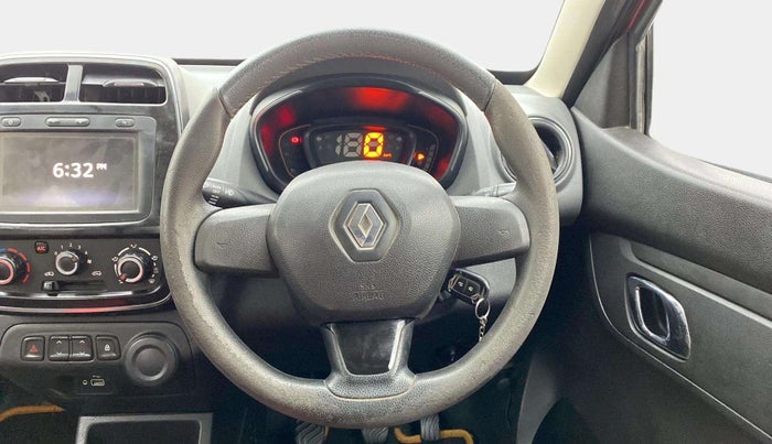 2018 Renault Kwid RXT 1.0, Petrol, Manual, 77,200 km, Steering Wheel Close Up