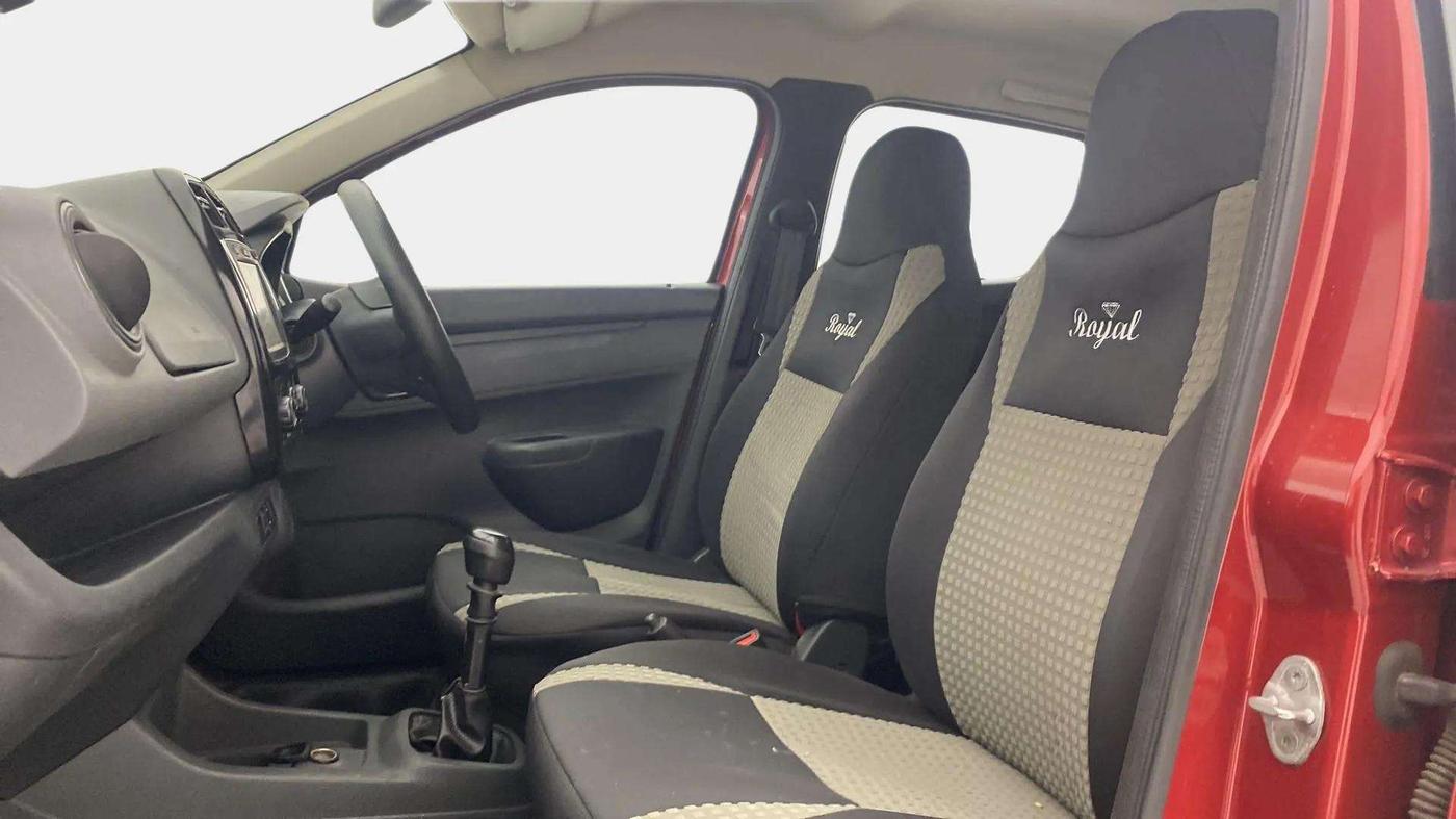 2016 Renault Kwid RXT 0.8, Petrol, Manual, 49,981 km, Right Side Front Door Cabin