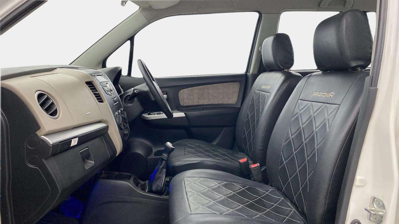 2014 Maruti Wagon R 1.0 VXI, Petrol, Manual, 99,973 km, Right Side Front Door Cabin