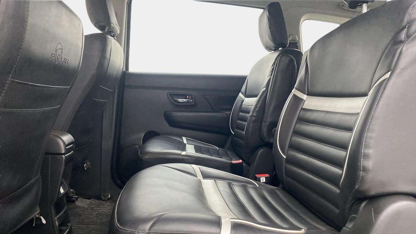 2020 Maruti XL6 ZETA MT, Petrol, Manual, 26,637 km, Right Side Rear Door Cabin