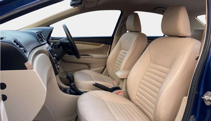 2019 Maruti Ciaz DELTA AT 1.5 SHVS PETROL, Petrol, Automatic, 47,022 km, Right Side Front Door Cabin