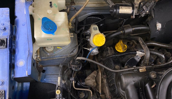 2018 Renault Kwid CLIMBER 1.0 AMT, Petrol, Automatic, 40,613 km, Engine View - Right