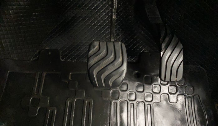 2018 Renault Kwid CLIMBER 1.0 AMT, Petrol, Automatic, 40,613 km, Pedals